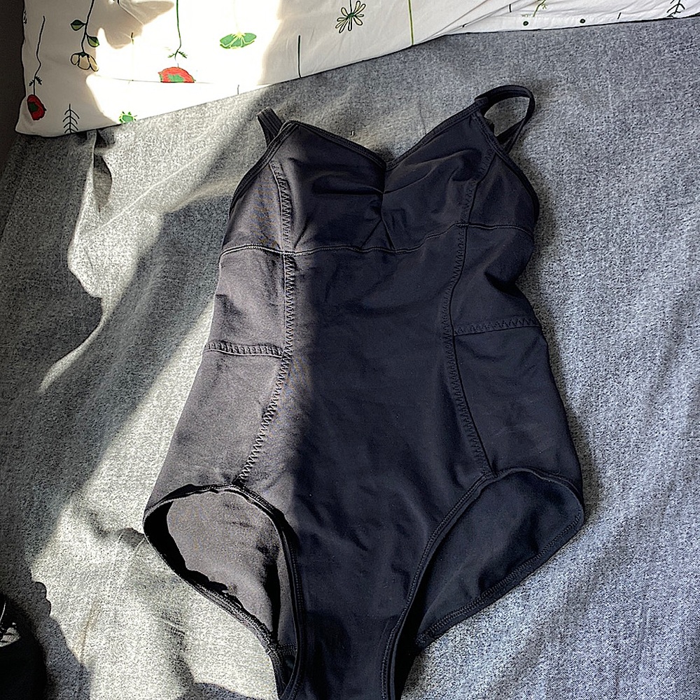 Black ballet leotard ivviva